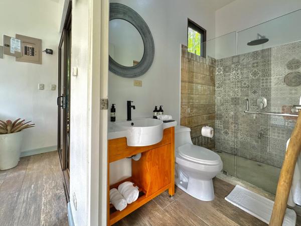 Foto 7: Selvatica - Deluxe King Room with Garden Views