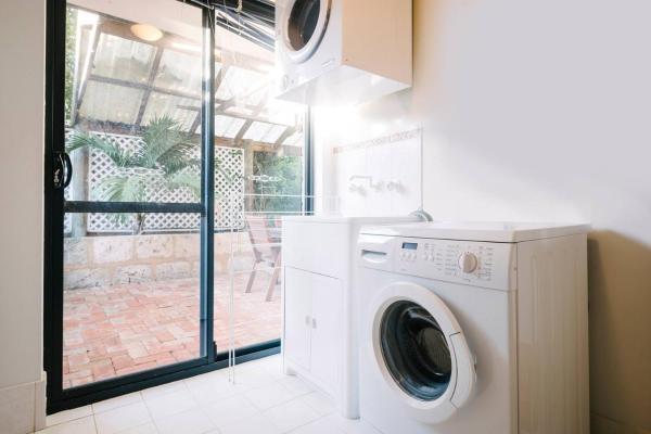 Fotografie 2: Rainbird - Classic Dunsborough Style near Wineries
