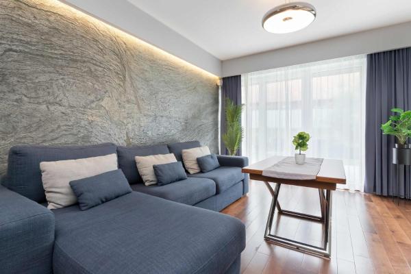 写真にはZaspa市にあるElegant Blue Apartment in Gdańsk with Parking & Garden by Noclegi Rentersが写っています。