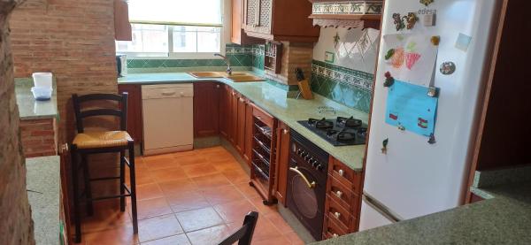 A la foto es mostra l'objecte Casa Paola situat a la ciutat de Bunyol.