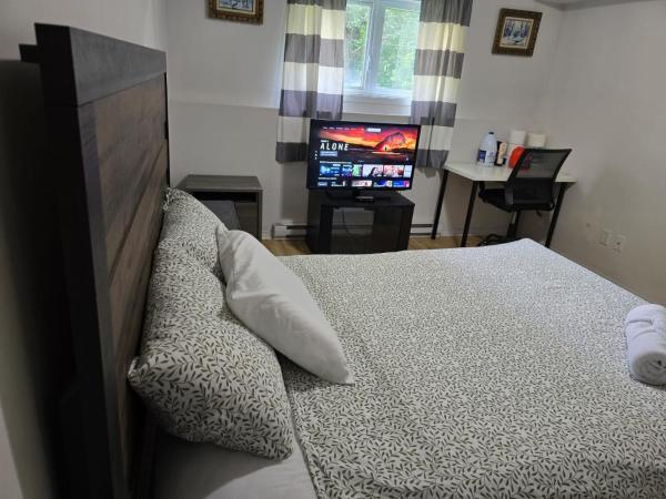 A la foto es mostra l'objecte Lovely Room in Hull Gatineau situat a la ciutat de Masson.