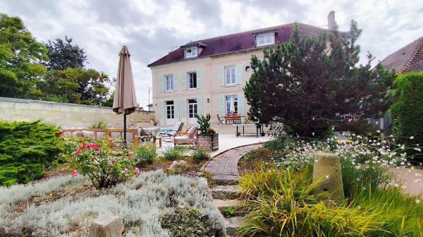 A la foto es mostra l'objecte Wisdom - Mansion, with majestic charm situat a la ciutat de Courcelles-sur-Vesle.
