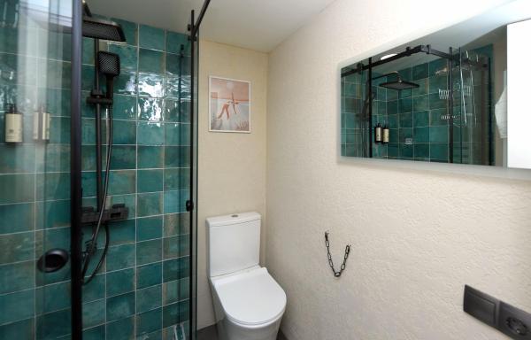 Zdjęcie 2: Warm & Stylish 2-Room Studio Attic in Old Tbilisi Apart 7