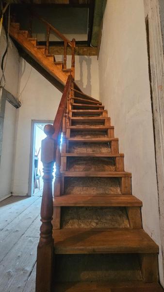 Zdjęcie 9: Warm & Stylish 2-Room Studio Attic in Old Tbilisi Apart 7