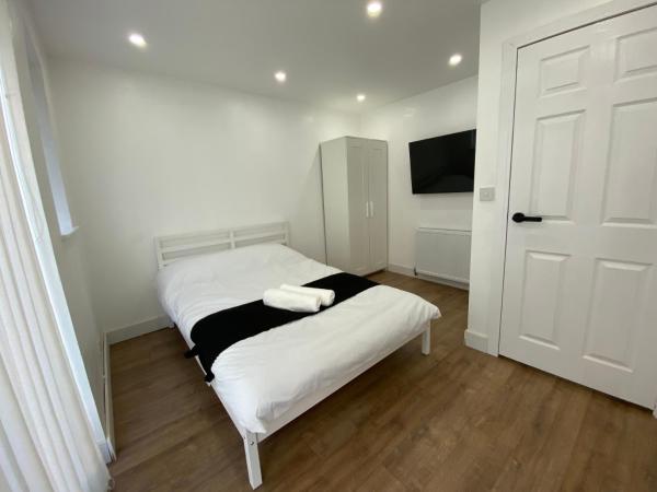Auf dem Foto ist das Objekt Modern en-suite rooms Luton air port in der Stadt Luton zu sehen.