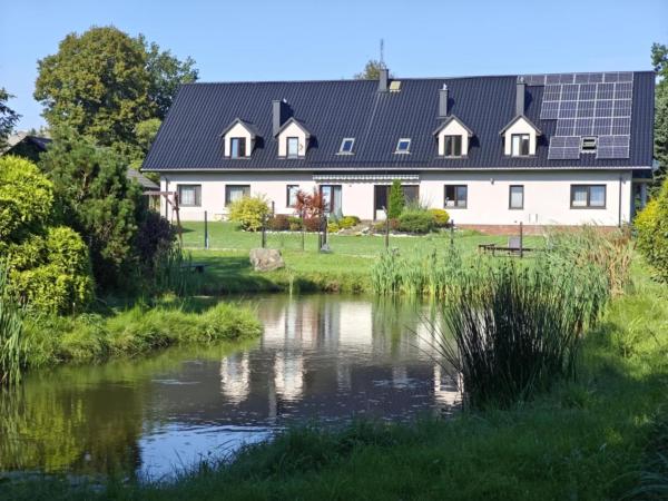Na zdjęciu widoczny jest obiekt Apartamenty TUTERRA IV położony w mieście Wolbrom.