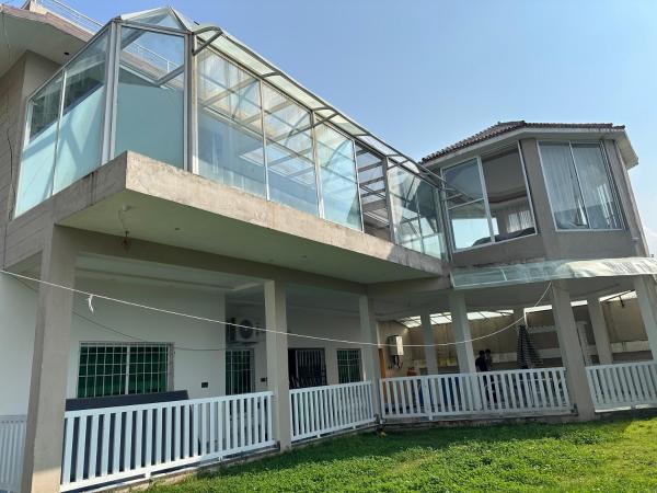 Kuvassa näkyy kohde luxury villa in murree for families and couples, joka sijaitsee kaupungissa Murree.