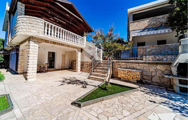 1 Bedroom Cozy Apartment In Viganj - Korčula