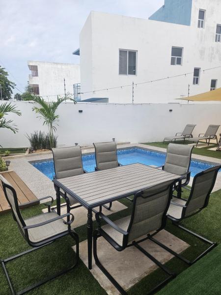 Nella foto è visibile l'oggetto Privada Huayacan situato nella città di Cancún.