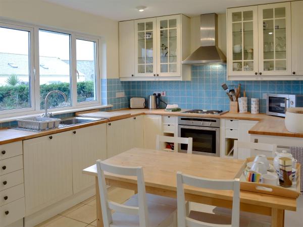 Chynoweth - Coverack
