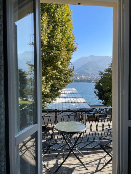 A la foto es mostra l'objecte La finestra sul lago situat a la ciutat de Malgrate.