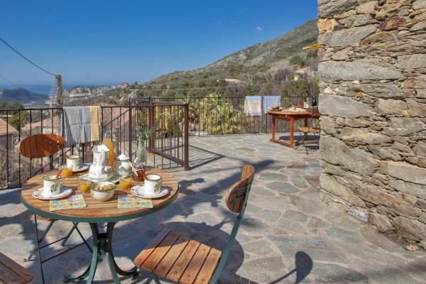 A la foto es mostra l'objecte Casa Poggio situat a la ciutat de Barbaggio.