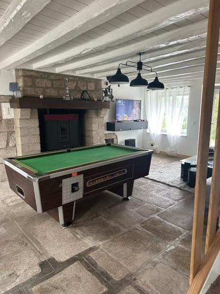Nella foto è visibile l'oggetto Maison familiale situato nella città di Razès.