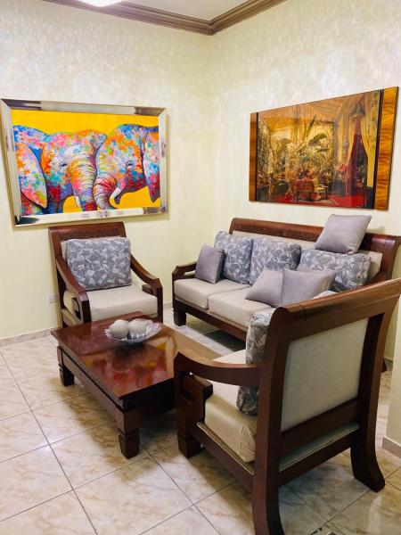 A la foto es mostra l'objecte Apartamento a 2 minutos de la Embajada de los Estados Unidos 3 Hab-5 cama- 3 baños- 2 Parqueo- Pueden dormir 8 personas- Residencial Privado situat a la ciutat de Fundación.