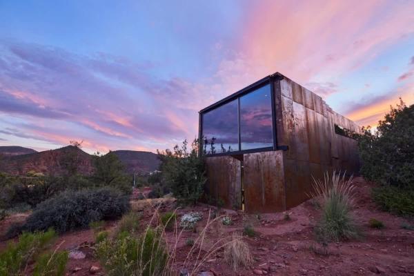 A la foto es mostra l'objecte Telescope House with 360 Desert Views for Family situat a la ciutat de Sedona.