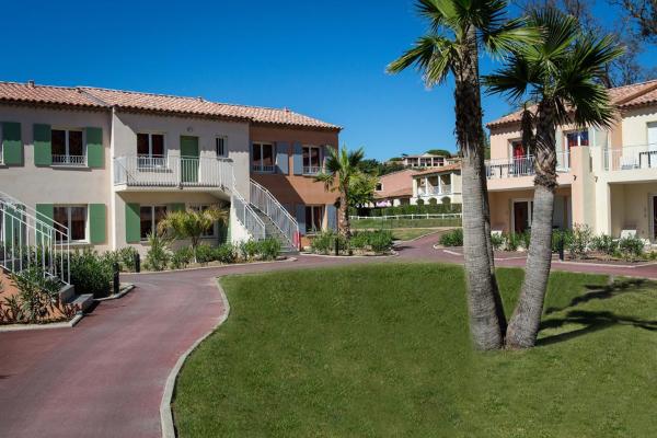 A la foto es mostra l'objecte SOWELL RESIDENCES Les Perles du Golfe de Saint-Tropez situat a la ciutat de Grimaud.