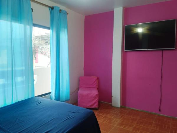 Op de foto is het object Artur House Alojamiento te zien, gelegen in de stad Montecristi.