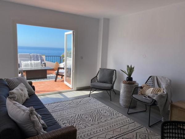 Na fotografii je vidět objekt Panoramic Sea & Beach views luxury 2 bedroom Apt nacházející se ve městě Nerja.