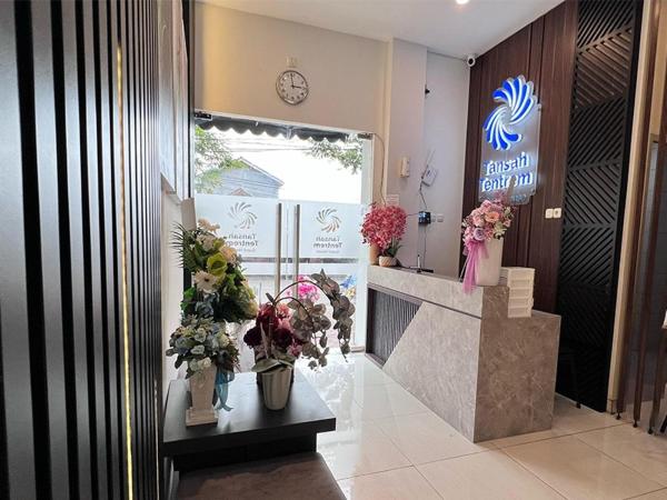 写真にはBerpodak市にあるTansah Tentrem Guest House by Calli Roomsが写っています。