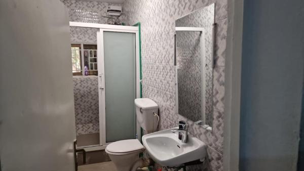 Bilde 2: Spacious, secure, self contained apartment