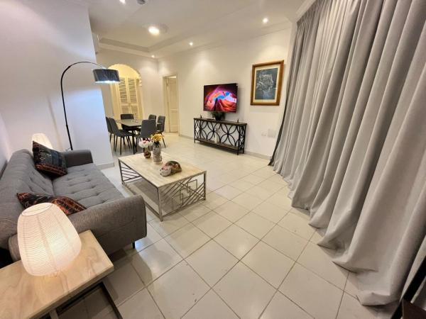 A la foto es mostra l'objecte Lily 4 Apartment and Penthouse situat a la ciutat de Jiddah.