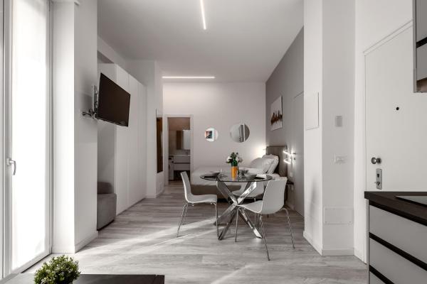 Stayeasy Crivelli - Stylish Studio, Duomo Walking - Milano Cadorna Station