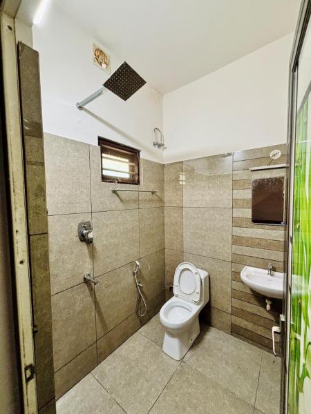 Zdjęcie 7: Spacious, Sweet home in town,