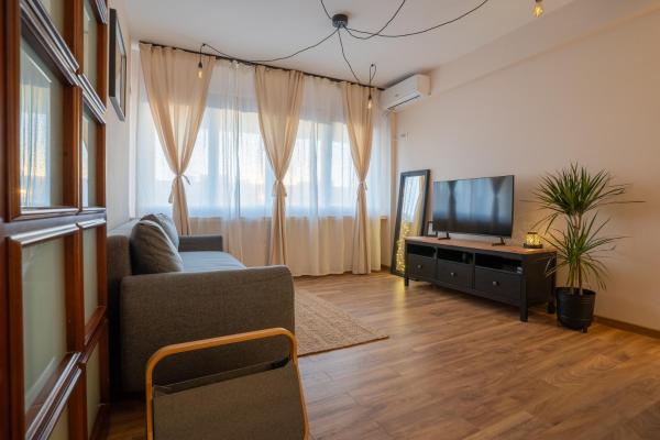 A la foto es mostra l'objecte Downtown Cloud 31 Apartment with Athenee View situat a la ciutat de Bucarest.