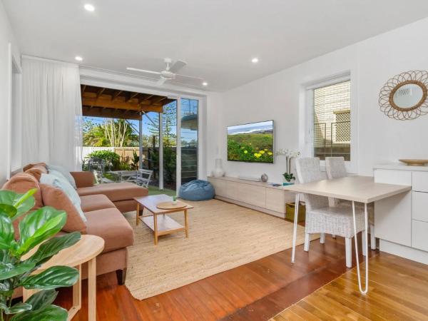 Fotografie 2: 2br - Little Opulence Beach Villa on Marine