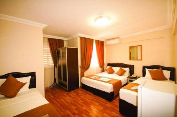 A la foto es mostra l'objecte Simal Butik Hotel situat a la ciutat de Esmirna.