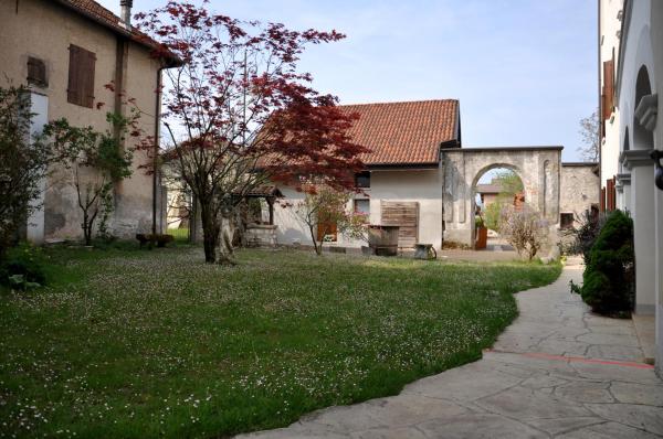 Na zdjęciu widoczny jest obiekt Agriturismo Antica Pieve położony w mieście Limana.
