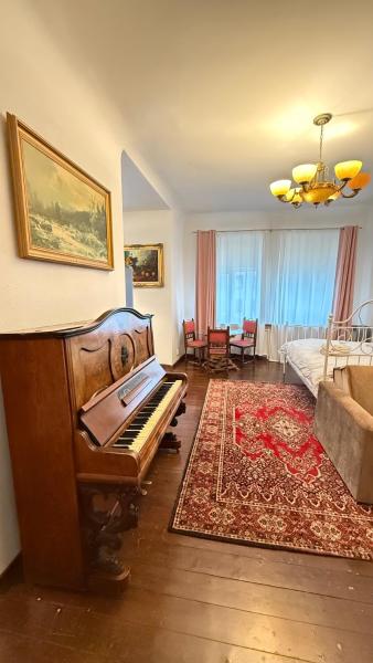 A la foto es mostra l'objecte Antique Elegance Apartment in Heart of Riga situat a la ciutat de Riga.
