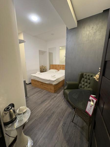 Luxury Inn Hotel Yerevan, Ереван