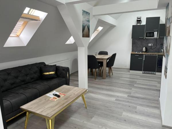 A la foto es mostra l'objecte Bernstadt Apartments situat a la ciutat de Hörvelsingen.