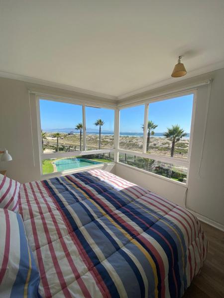 写真にはTrigo Blanco市にあるSpacious beachfront apartment in Serena Golfが写っています。