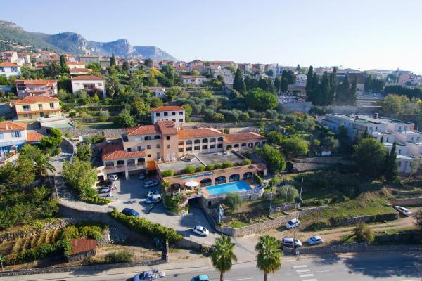 På billedet ses objektet Mas de Vence - Hotel-Restaurant beliggende i byen Vence.