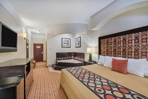 Foto 3: Super 8 by Wyndham Hidalgo at La Plaza Mall & Mcallen Airport