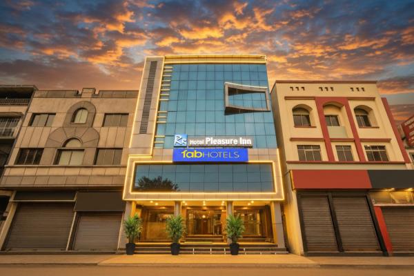 Op de foto is het object FabHotel Pleasure Inn - Near DB Mall te zien, gelegen in de stad Bhopal.
