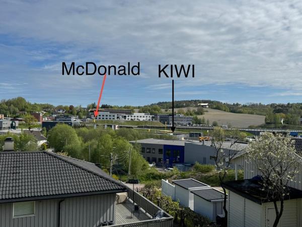 På billedet ses objektet Modern apartment beliggende i byen Sande.