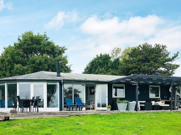 På billedet ses objektet Seaside Bliss in Tranekaer - By Traum Ferienwohnungen beliggende i byen Fæbæk.