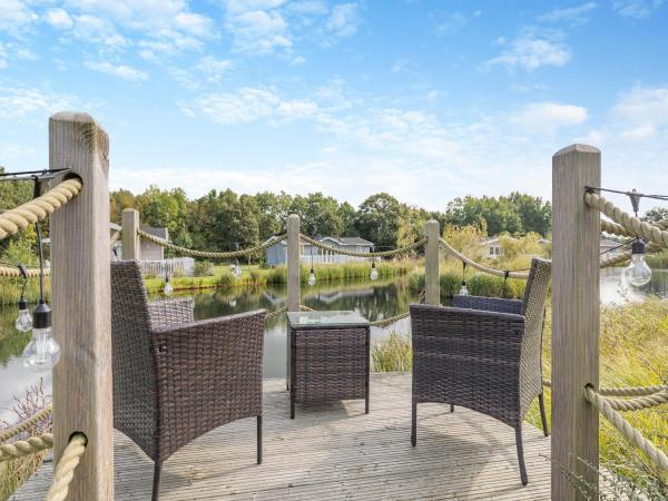 A la foto es mostra l'objecte Lilac Tree Lodge situat a la ciutat de Etwall.