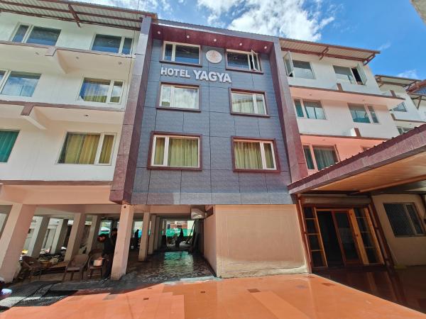 A la foto es mostra l'objecte Hotel Yagya situat a la ciutat de Badrīnāth.