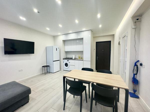 Kuvassa näkyy kohde GSS - 4 Apartment, joka sijaitsee kaupungissa Pʼonichala.