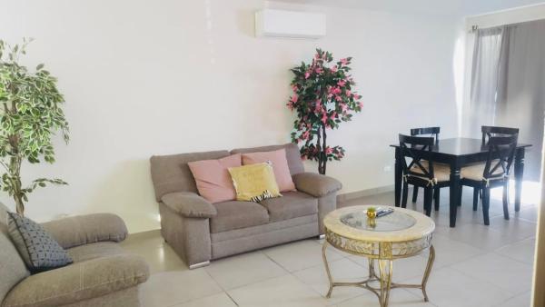 Na zdjęciu widoczny jest obiekt Casa nueva Tijuana con aire acondicionado położony w mieście Corral.