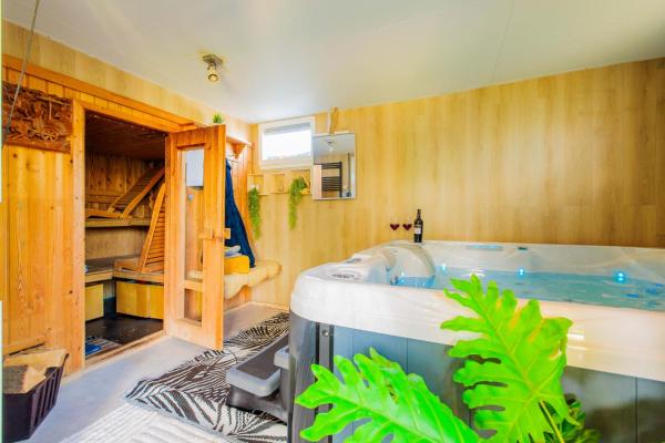 Wellness oase Egmond, Egmond aan den Hoef