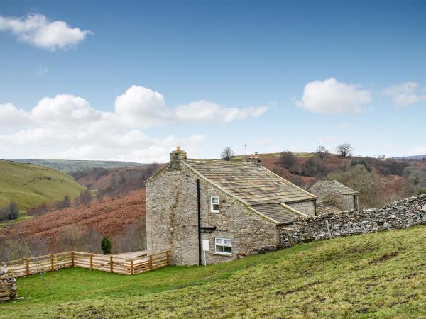 A la foto es mostra l'objecte Helwith Cottage - Ukc3455 situat a la ciutat de Marrick.