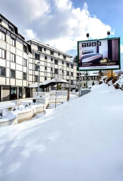 Nella foto è visibile l'oggetto Apartman Nik situato nella città di Brzeće.