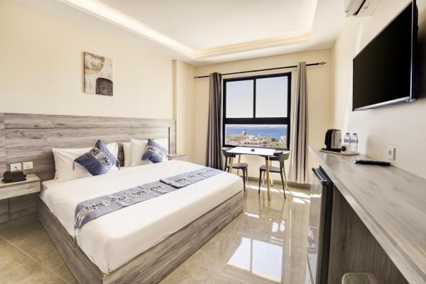Nella foto è visibile l'oggetto aqaba hills hotel situato nella città di Aqaba.