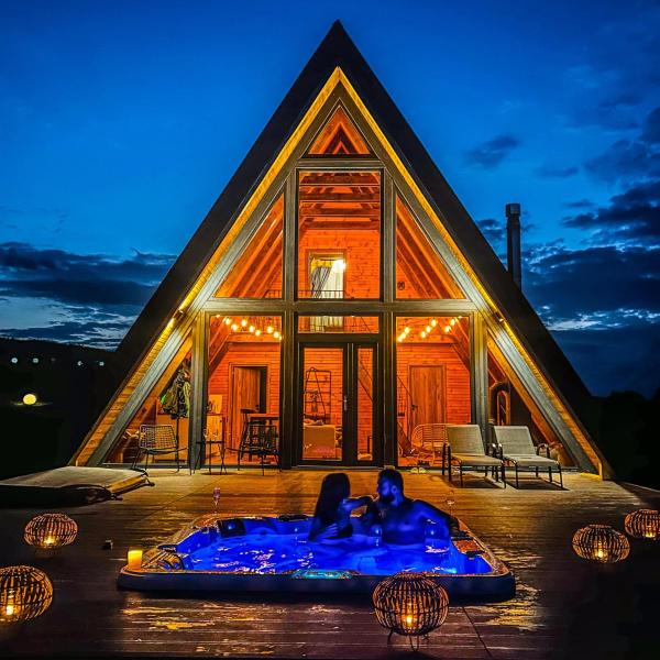 A la foto es mostra l'objecte The View Marisel situat a la ciutat de Mărişel.