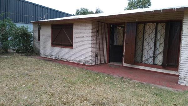 A la foto es mostra l'objecte Casa en Pinares de Atlantida situat a la ciutat de Atlántida.